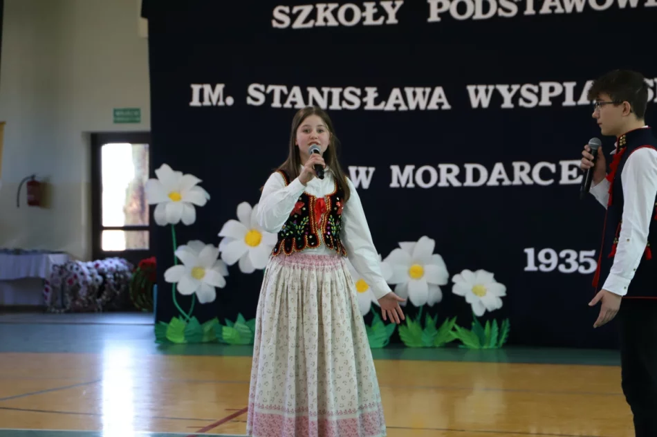 Jubileusz szkoły - placówka ma już 70 lat (ZDJĘCIA) - zdjęcie 14