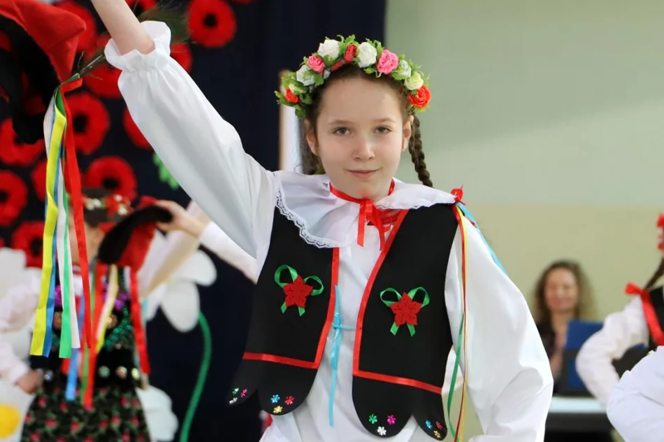 Jubileusz Szkoły Podstawowej im. Stanisława Wyspiańskiego w Mordarce - zdjęcie 18