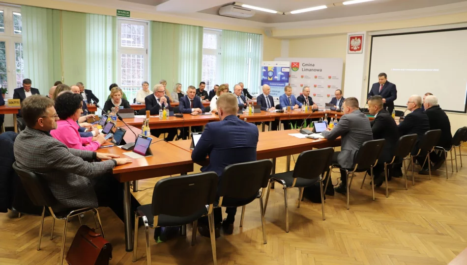 VI sesja Rady Gminy Limanowa IX kadencji - zdjęcie 1