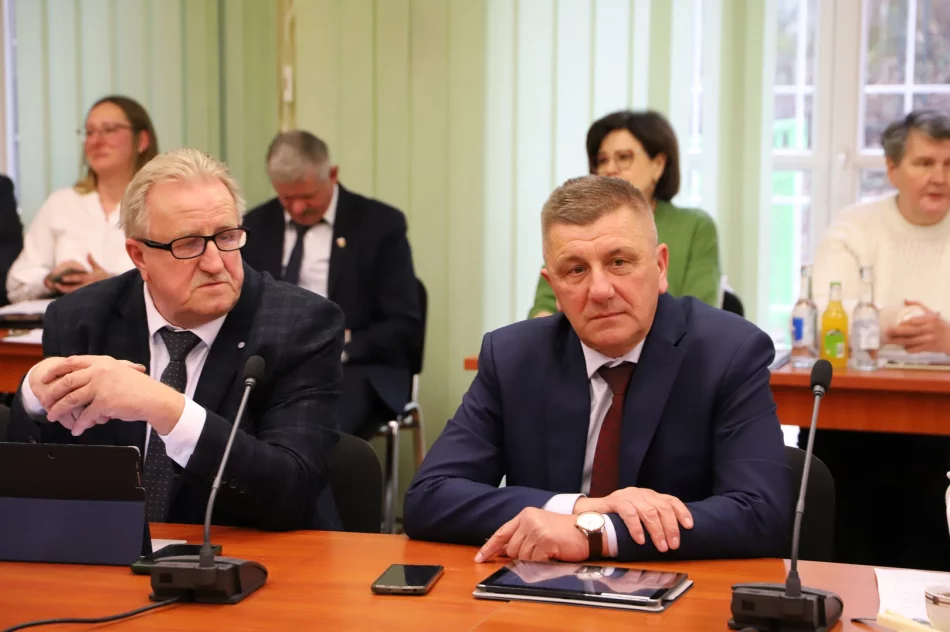 VI sesja Rady Gminy Limanowa IX kadencji - zdjęcie 8