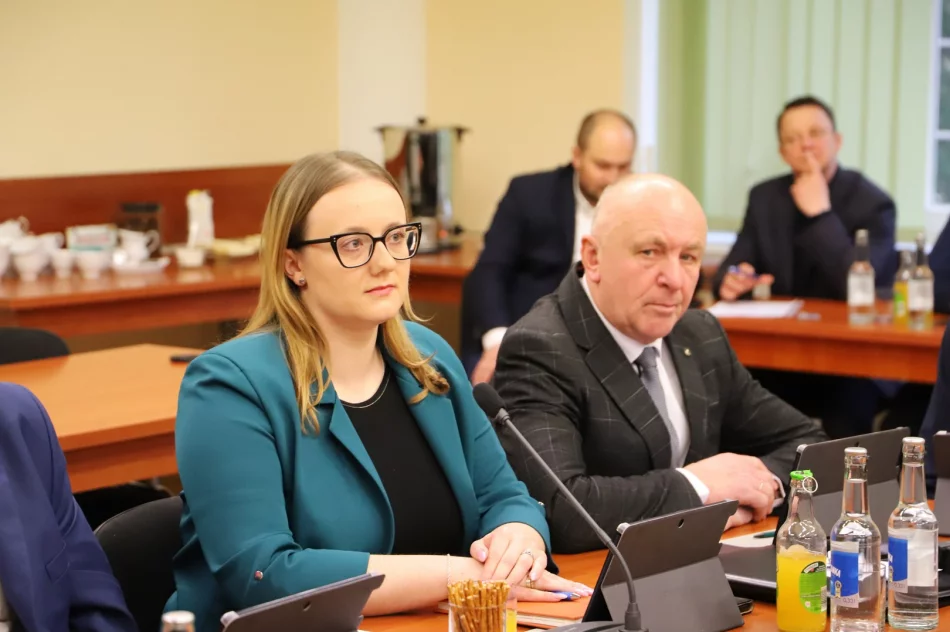VI sesja Rady Gminy Limanowa IX kadencji - zdjęcie 10