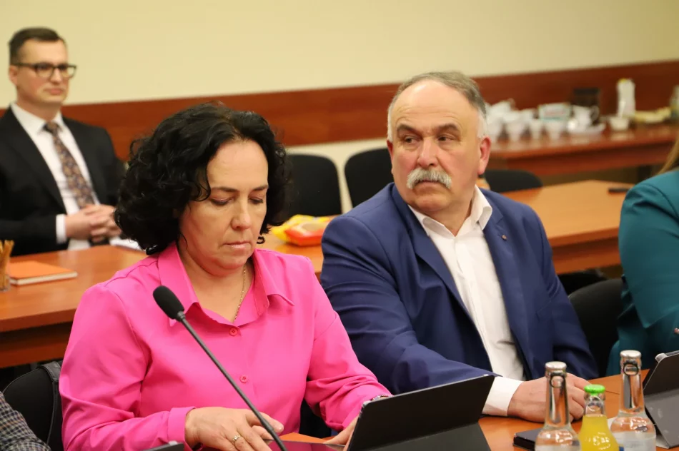 VI sesja Rady Gminy Limanowa IX kadencji - zdjęcie 11