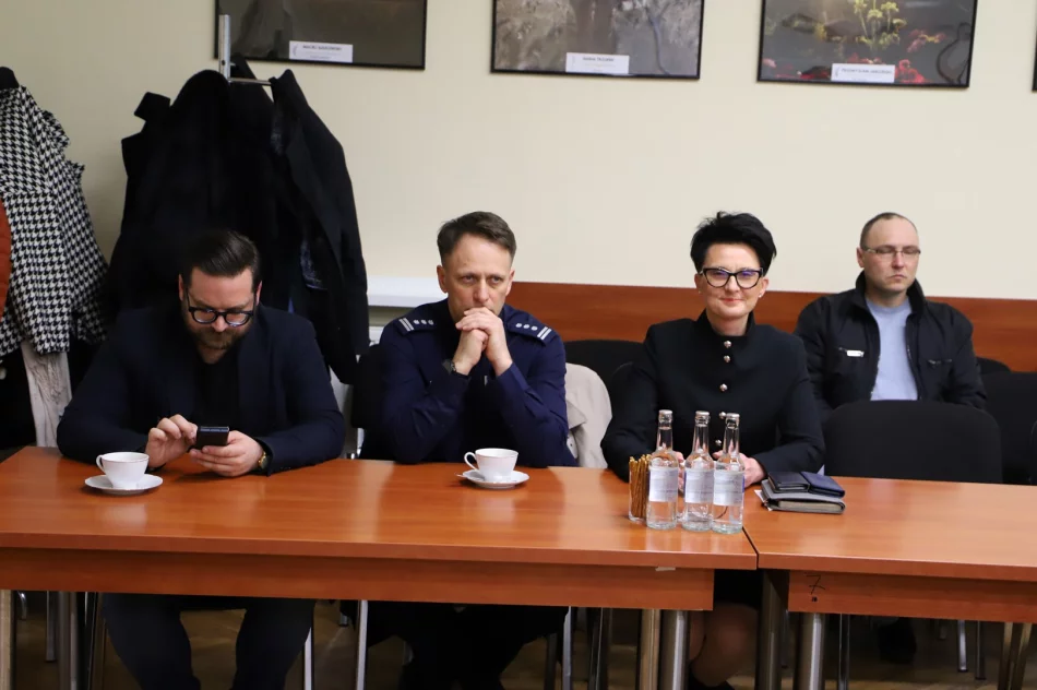 VI sesja Rady Gminy Limanowa IX kadencji - zdjęcie 13