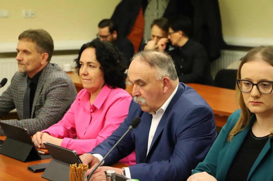 VI sesja Rady Gminy Limanowa IX kadencji - zdjęcie 14