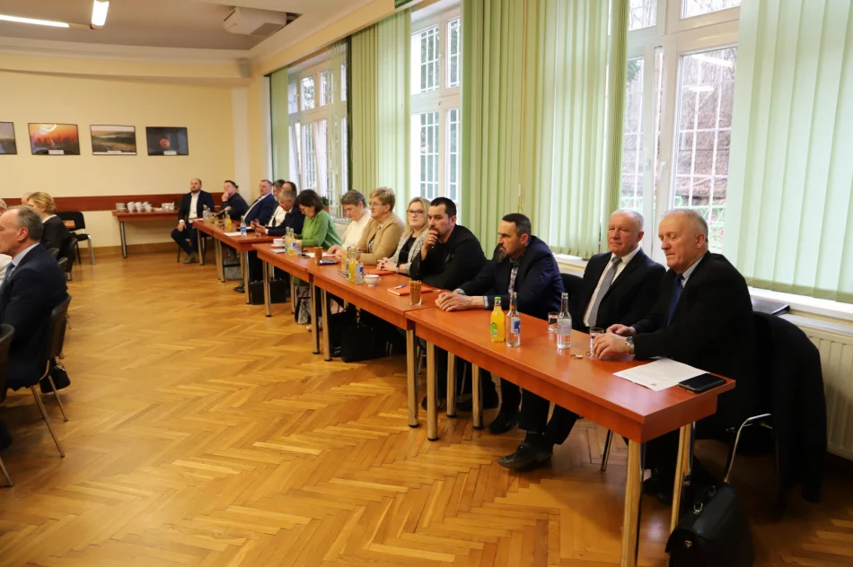 VI sesja Rady Gminy Limanowa IX kadencji - zdjęcie 20