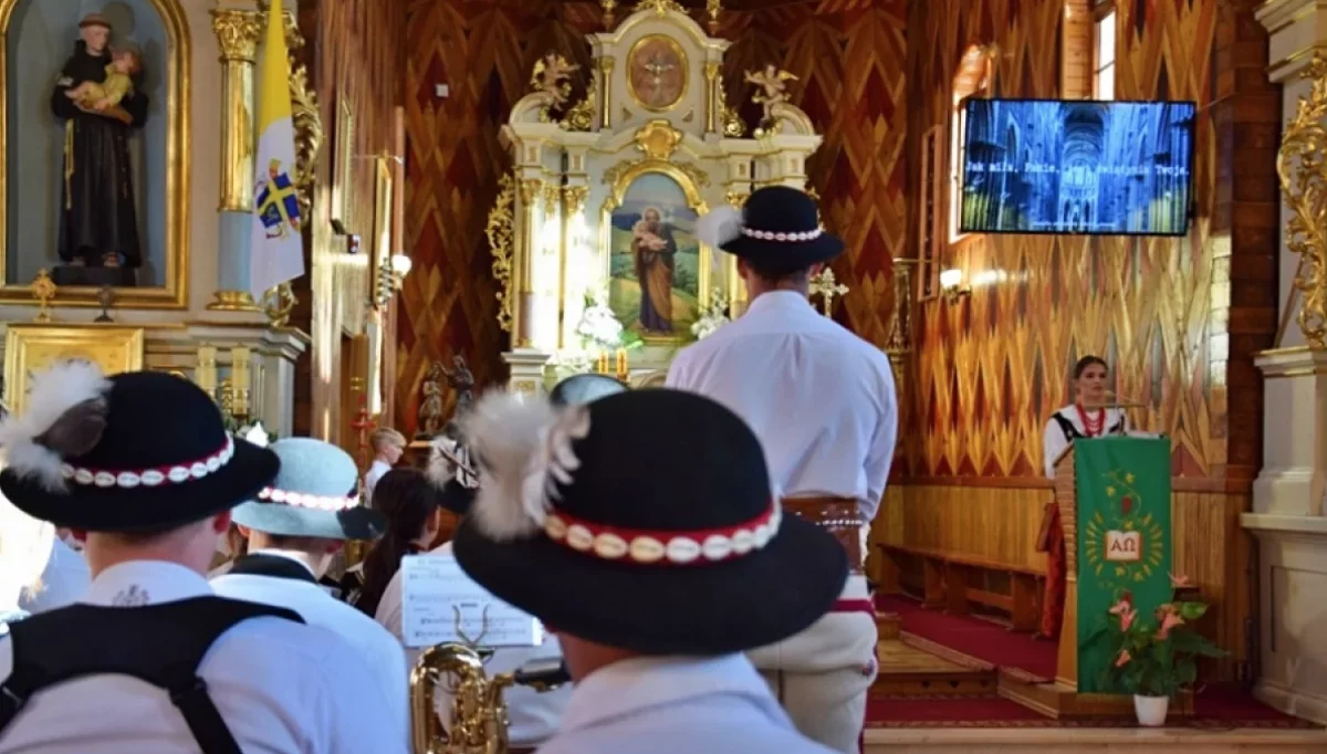 Regionalna Eucharystia, a po nabożeństwie - kiermasz i ognisko