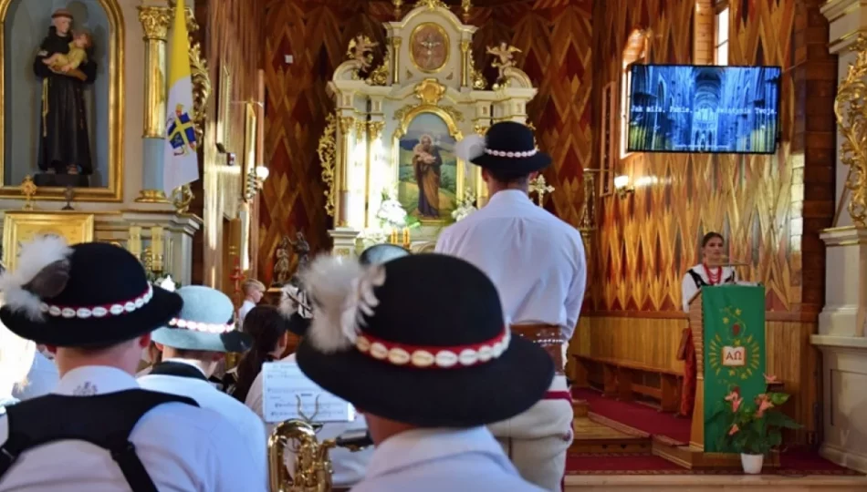 Regionalna Eucharystia, a po nabożeństwie - kiermasz i ognisko - zdjęcie 1