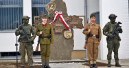 Minister Kosiniak-Kamysz na otwarciu koszar WOT. 114 batalion otrzymał nazwę i patrona - zdjęcie 2