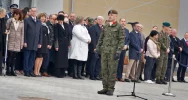 Minister Kosiniak-Kamysz na otwarciu koszar WOT. 114 batalion otrzymał nazwę i patrona - zdjęcie 4