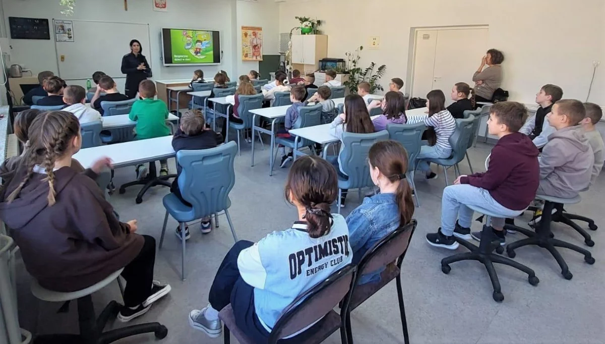 Spotkania z uczniami szkół/fot.: Policja Limanowa
