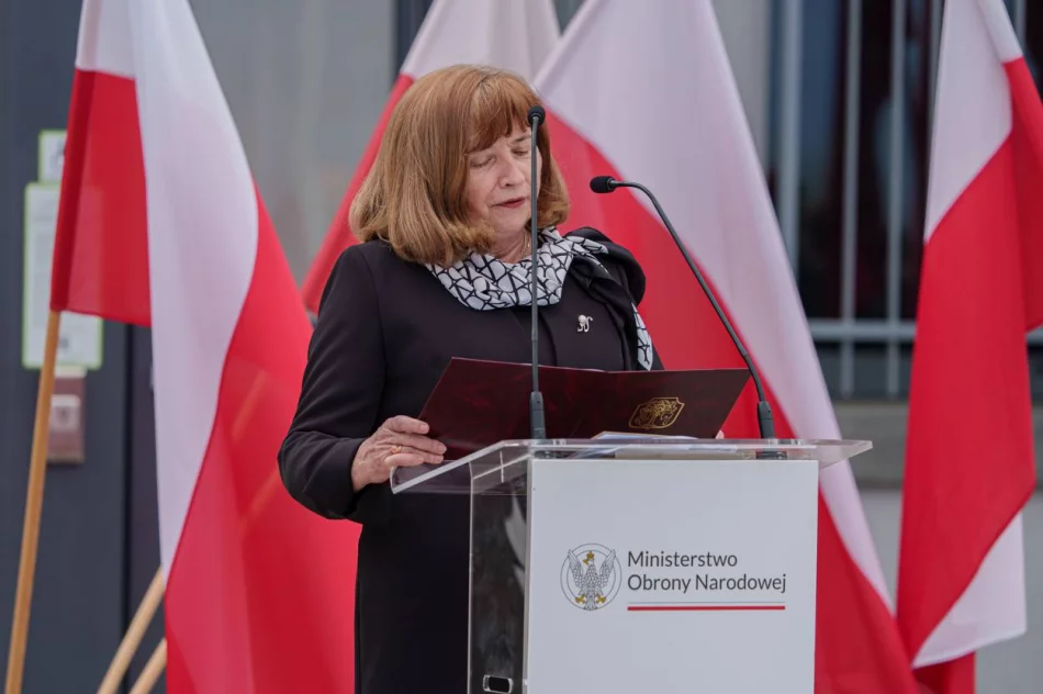 Uroczyste otwarcie kompleksu wojskowego 114 Limanowskiego batalionu lekkiej piechoty im. ppłk Adama Stabrawy „Borowy” - zdjęcie 7