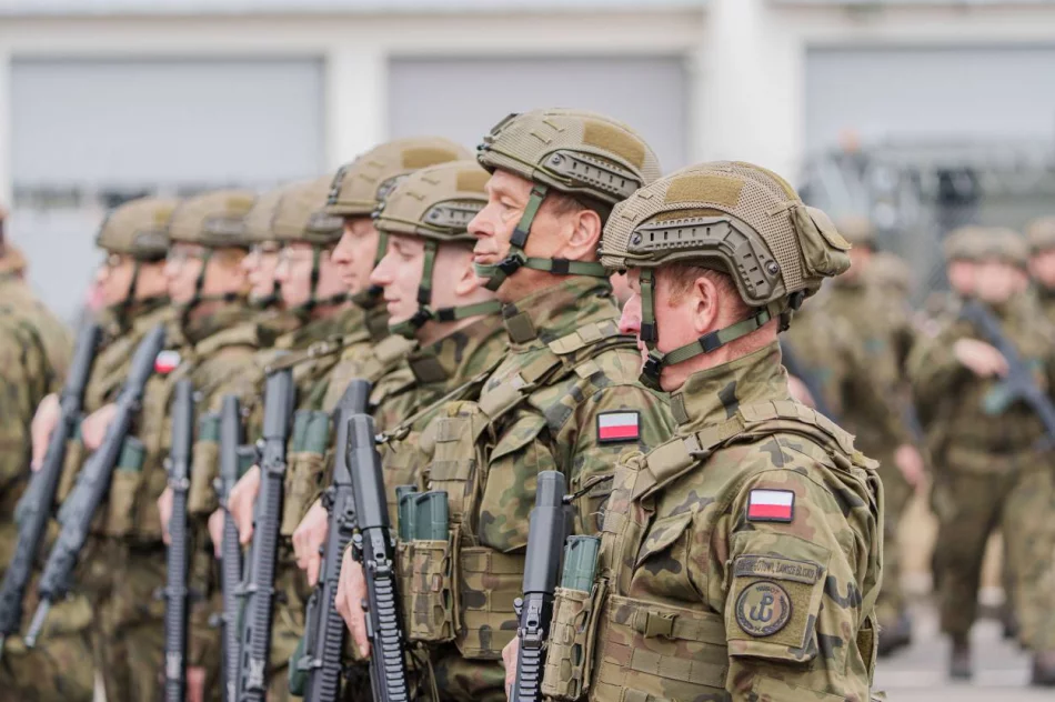 Uroczyste otwarcie kompleksu wojskowego 114 Limanowskiego batalionu lekkiej piechoty im. ppłk Adama Stabrawy „Borowy” - zdjęcie 12