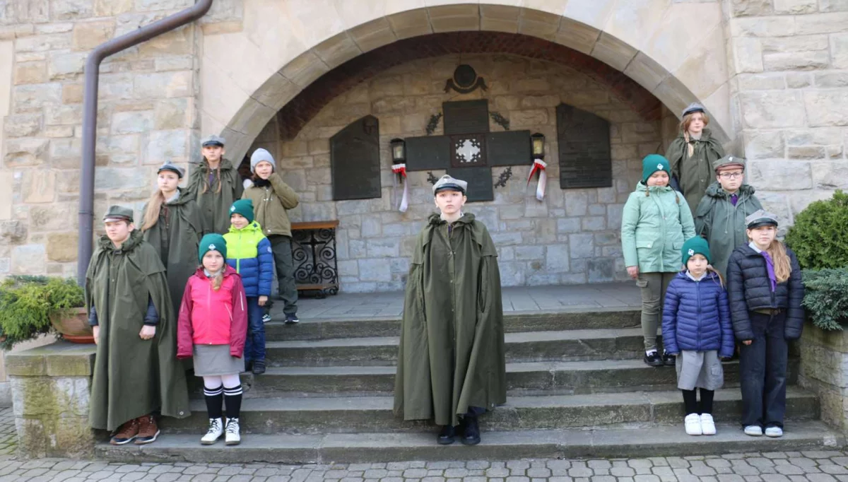 Uroczystość z okazji 85. rocznicy Zbrodni Katyńskiej w Limanowej