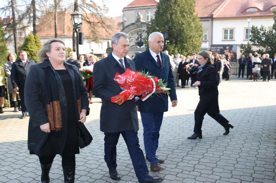 Uroczystość z okazji 85. rocznicy Zbrodni Katyńskiej w Limanowej - zdjęcie 15