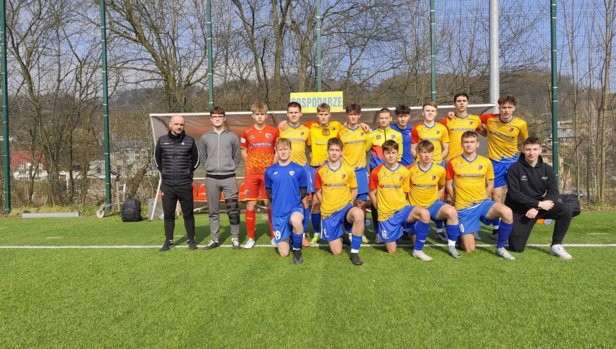 Mocny początek wiosny w wykonaniu juniorów Limanovii