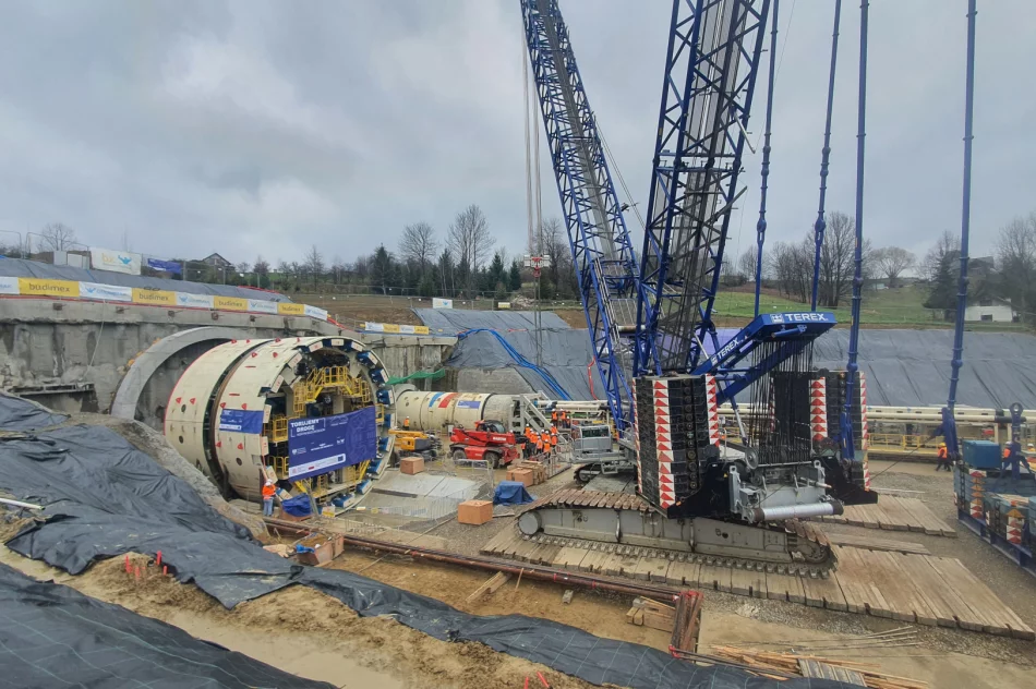 „Kinga” rozpoczęła drążenie najdłuższego tunelu kolejowego w Polsce - zdjęcie 7