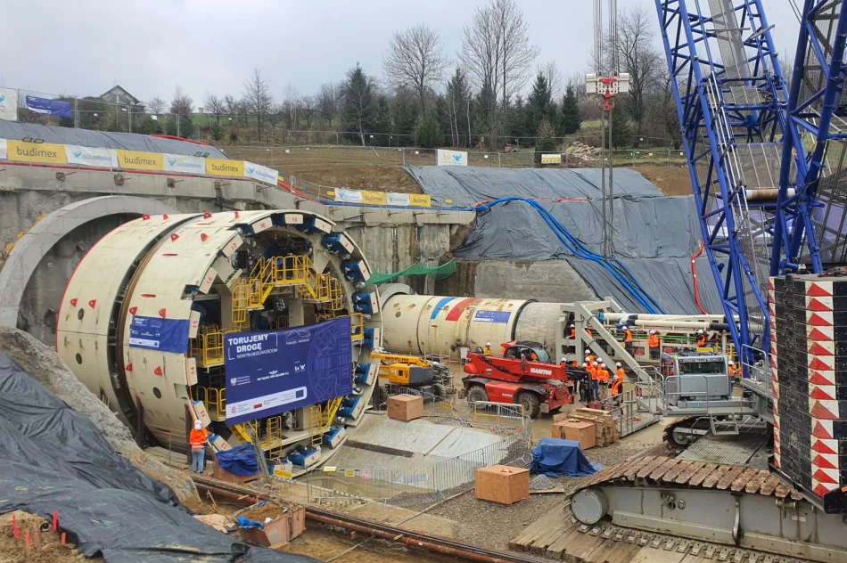 „Kinga” rozpoczęła drążenie najdłuższego tunelu kolejowego w Polsce - zdjęcie 9