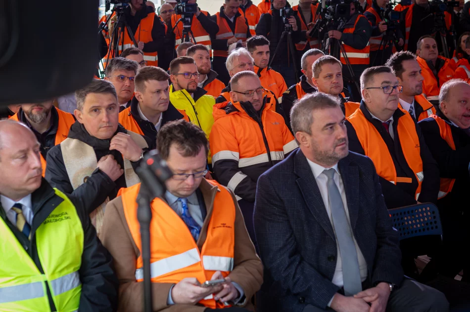 Podłęże-Piekiełko: rozpoczęcie drążenia tunelu pod Pisarzową - zdjęcie 8