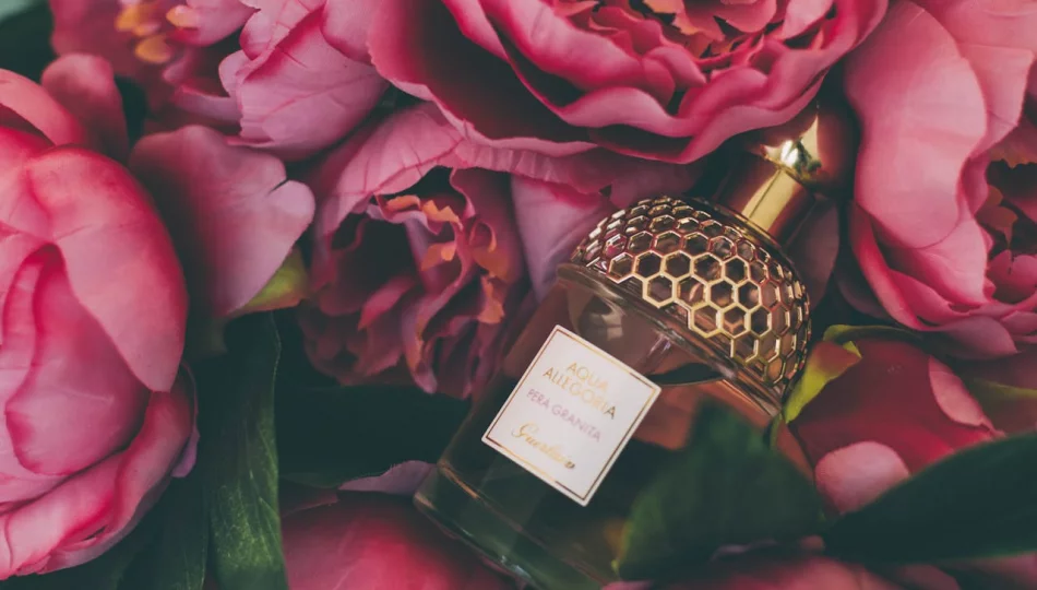 Perfumy francuskie. Czym różnią się na tle innych? - zdjęcie 1