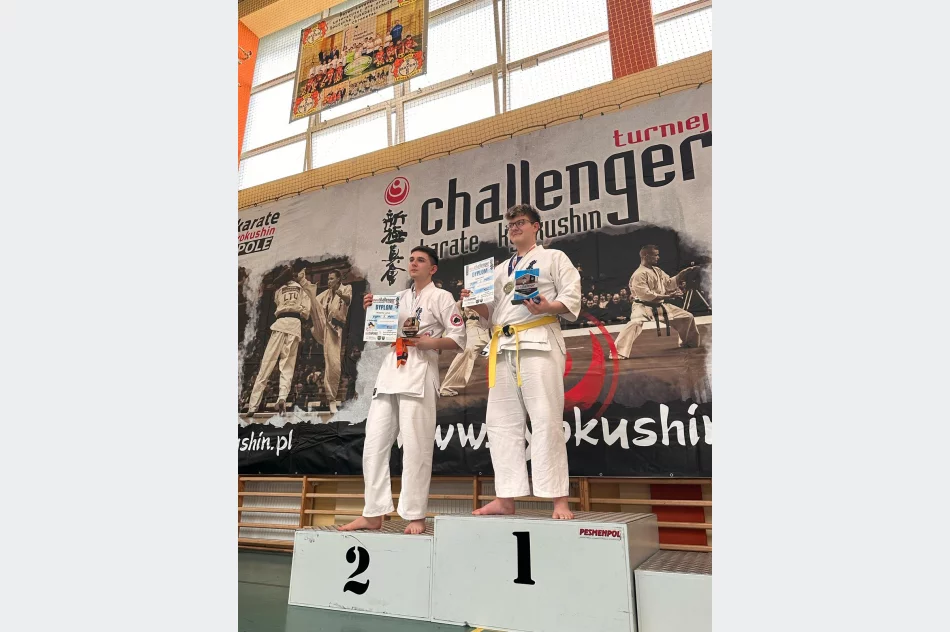 17 medali dla zawodników Limanowskiego Klubu Kyokushin Karate na mini Challenger 2025 w Chrząstowicach - zdjęcie 4