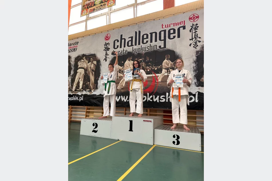 17 medali dla zawodników Limanowskiego Klubu Kyokushin Karate na mini Challenger 2025 w Chrząstowicach - zdjęcie 7