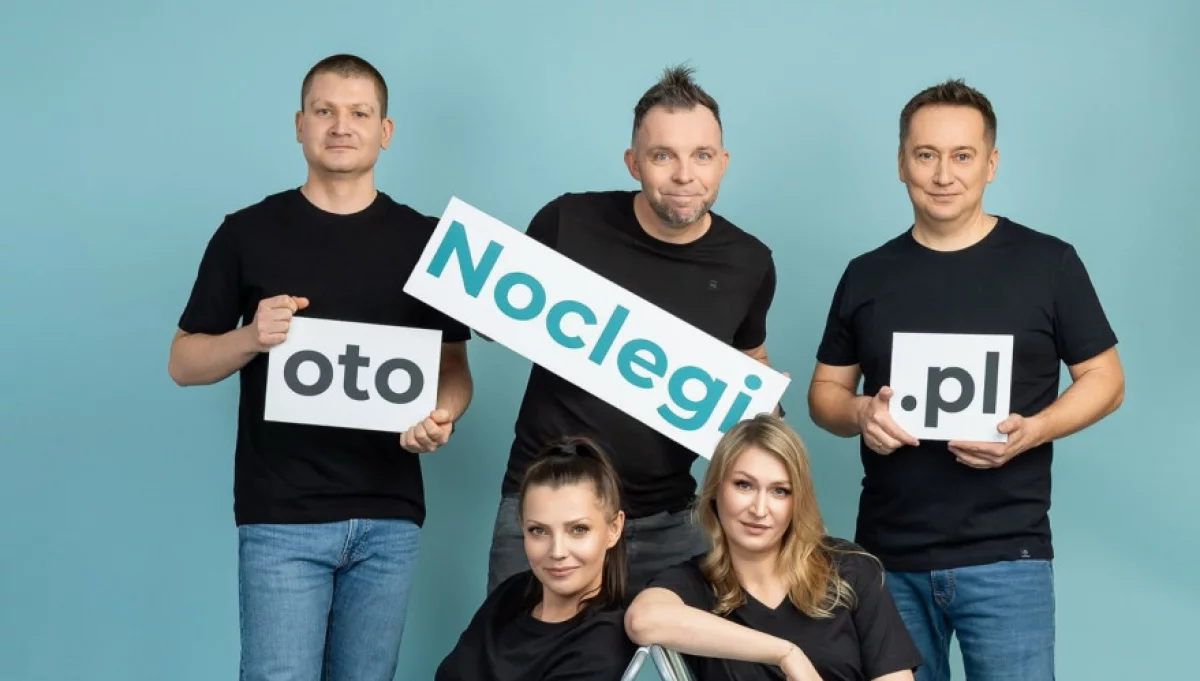 Marcin Wójcik bawi i edukuje – został ambasadorem otoNoclegi.pl!  