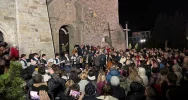"Barka" zabrzmiała na rynku. Limanowianie uczcili 20. rocznicę śmierci Jana Pawła II (ZDJĘCIA, WIDEO) - zdjęcie 2