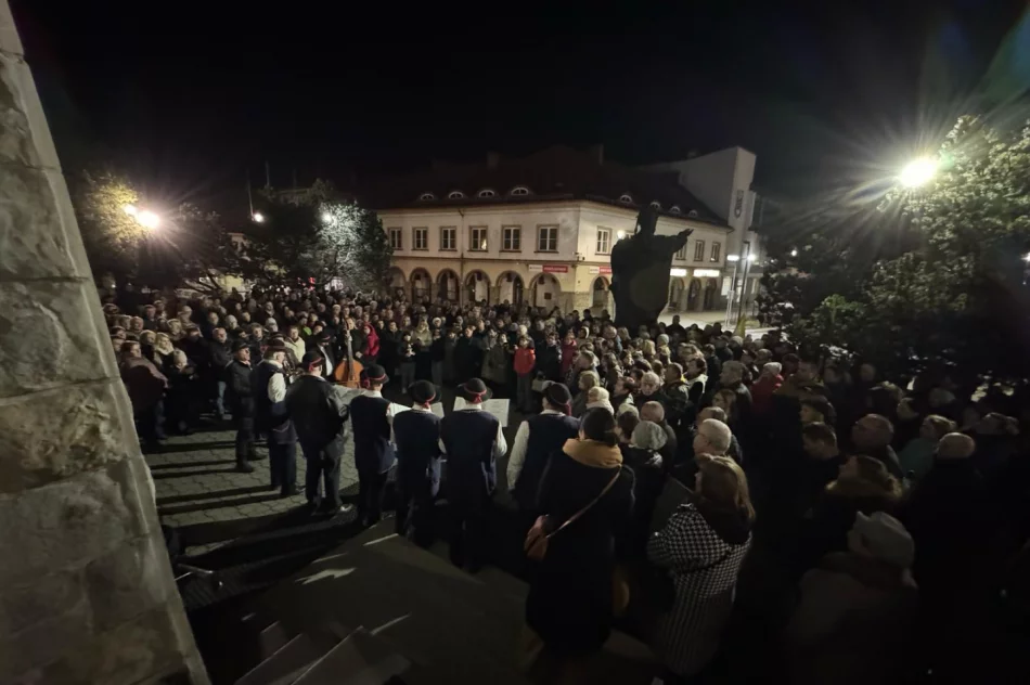 "Barka" zabrzmiała na rynku. Limanowianie uczcili 20. rocznicę śmierci Jana Pawła II (ZDJĘCIA, WIDEO) - zdjęcie 4