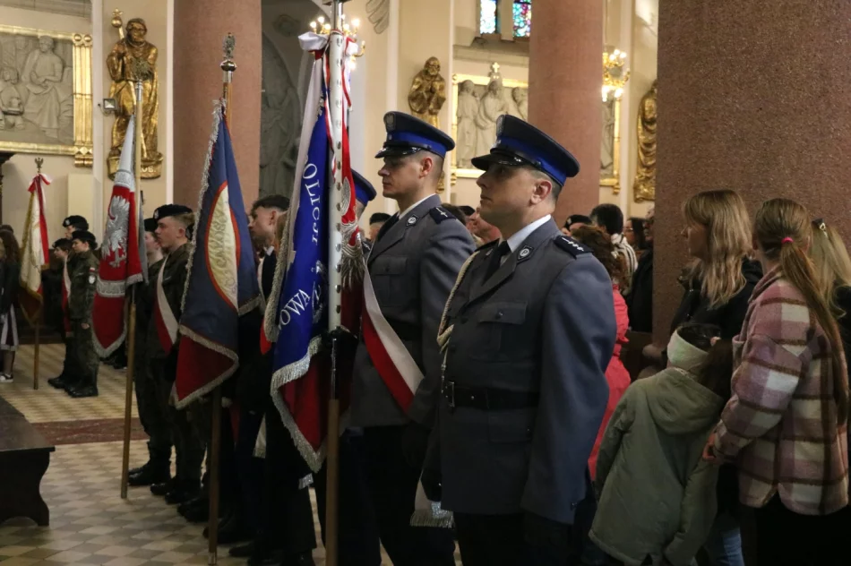 Uczczono pamięć ofiar Zbrodni Katyńskiej (ZDJĘCIA) - zdjęcie 3