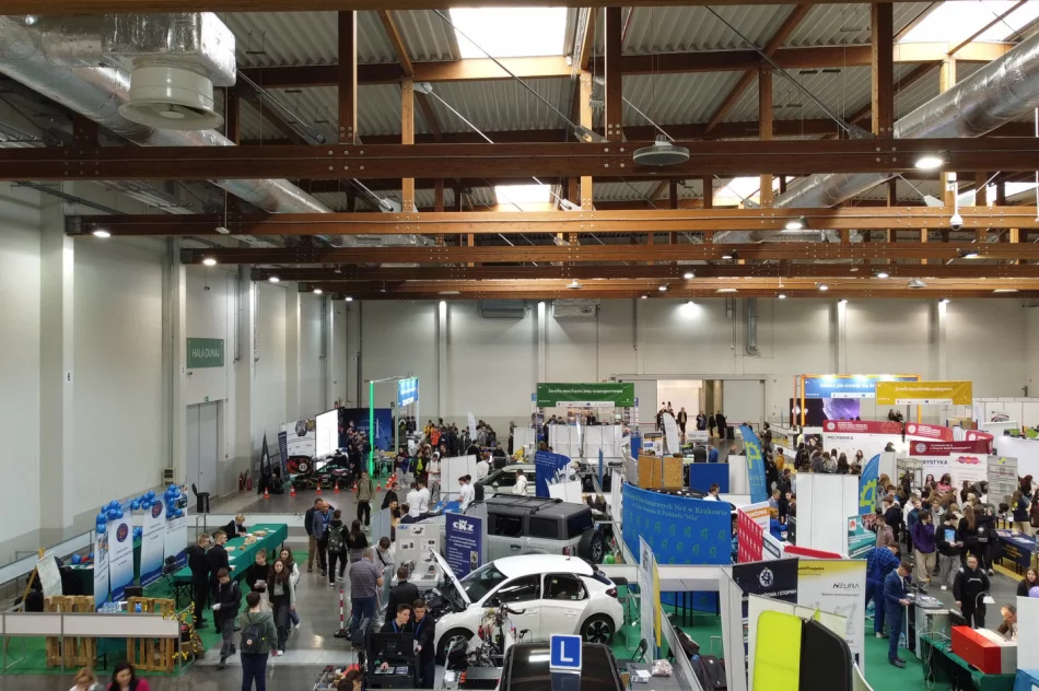 ZSTI na Targach EXPO z lokalną marką Zagórzańskie Dziedziny - zdjęcie 3