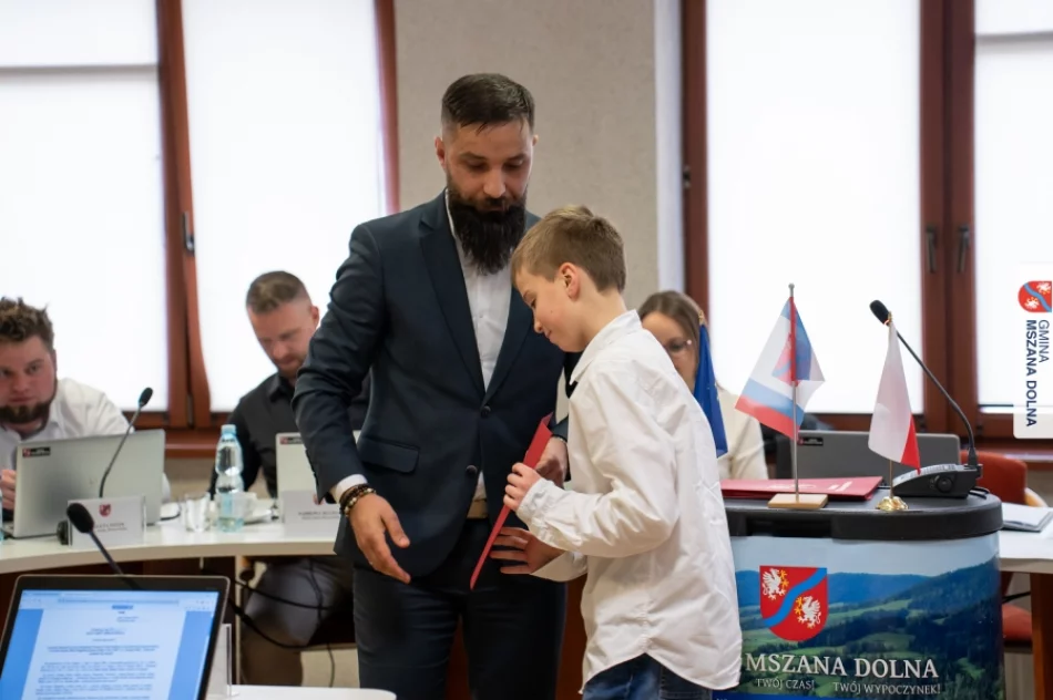 Władze gminy nagrodziły sportowców - zdjęcie 11