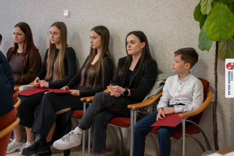 Władze gminy nagrodziły sportowców - zdjęcie 20