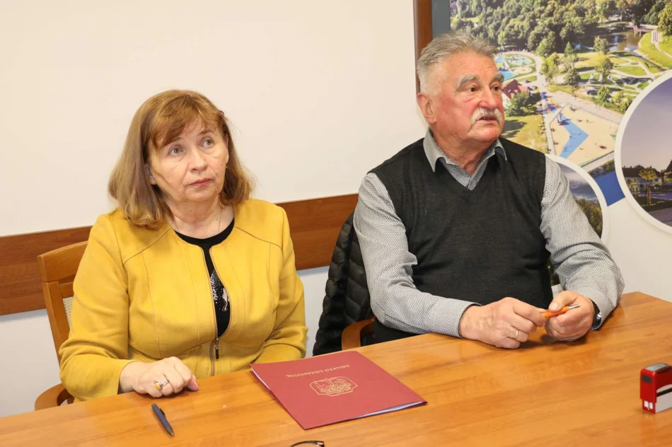 Podpisano umowę na budowę chodnika przy ulicy Polnej - zdjęcie 6
