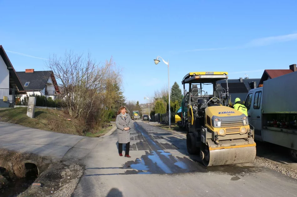 Trwają prace związane z przebudową i rozbudową dróg oraz budową mostu - zdjęcie 5