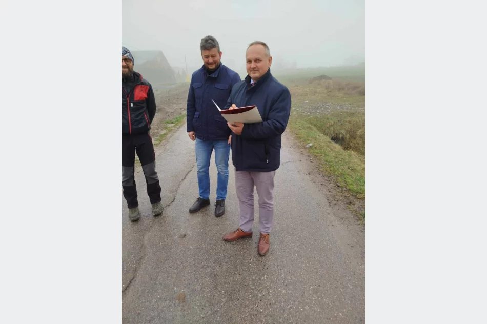Przekazanie placu budowy pod remont drogi w Starej Wsi - zdjęcie 3