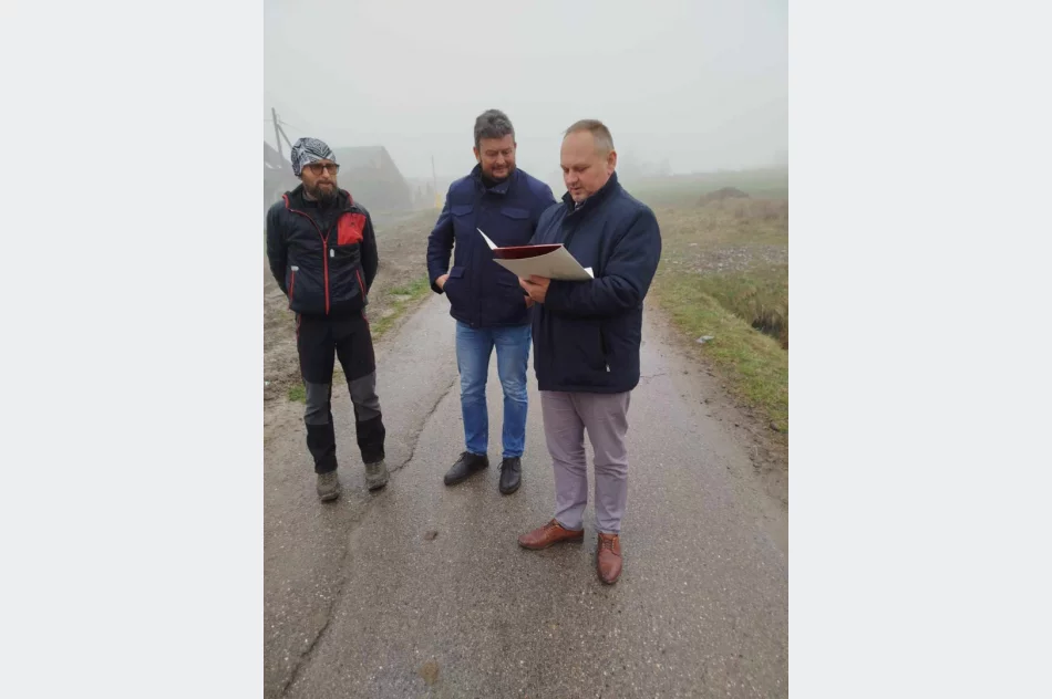 Przekazanie placu budowy pod remont drogi w Starej Wsi - zdjęcie 4
