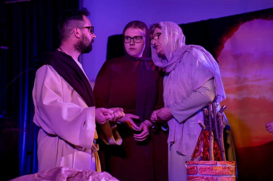 Misterium Męki Pańskiej zgromadziło kilkuset widzów (ZDJĘCIA) - zdjęcie 9
