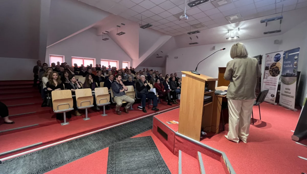 Konferencja poświęcona pszczole linii "Dobra"/fot.: UG Tymbark