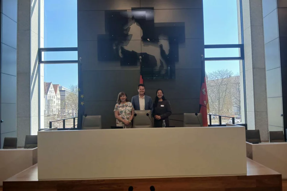 Delegacja z wizytą w partnerskim mieście  - zdjęcie 17