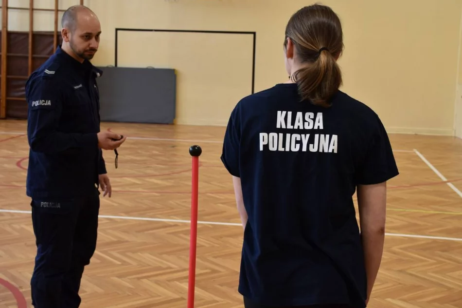 Test sprawnościowy uczniów klasy policyjnej - zdjęcie 7