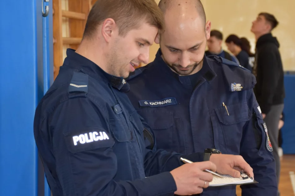 Test sprawnościowy uczniów klasy policyjnej - zdjęcie 9