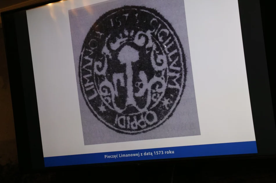 W Muzeum Regionalnym odbyła się konferencja naukowa „PALIMPSEST ZIEMI LIMANOWSKIEJ. HISTORIA – KULTURA – DZIEDZICTWO” - zdjęcie 17