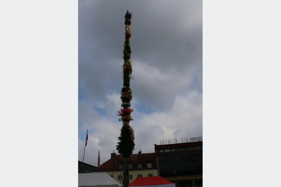 Na limanowskim rynku odbył się Kiermasz Wielkanocny - zdjęcie 20