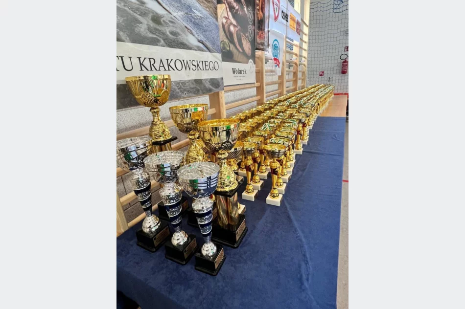 8 medali karateków ARS Limanowa – JONIEC Team na Mistrzostwach Makroregionu Południowego i Międzywojewódzkich Mistrzostwach Młodzików w Karate Kyokushin - zdjęcie 13