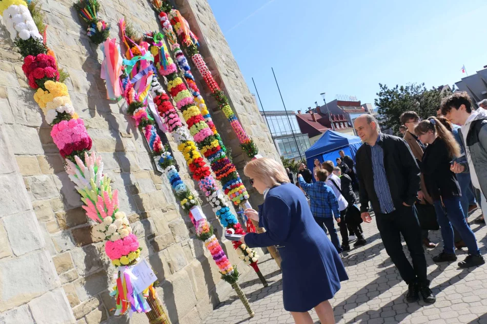  Tradycyjne i piękne palmy w „XXXV Konkursie Palm Wielkanocnych” w limanowskiej bazylice - zdjęcie 5