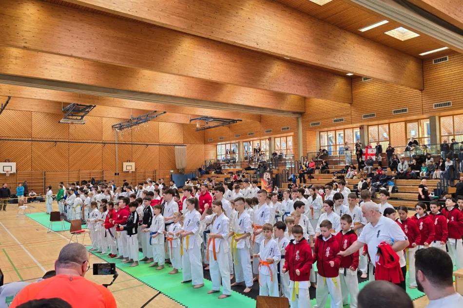 4 medale dla zawodników Limanowskiego Klubu Kyokushin Karate na International German Championship IKO Nakamura - zdjęcie 6