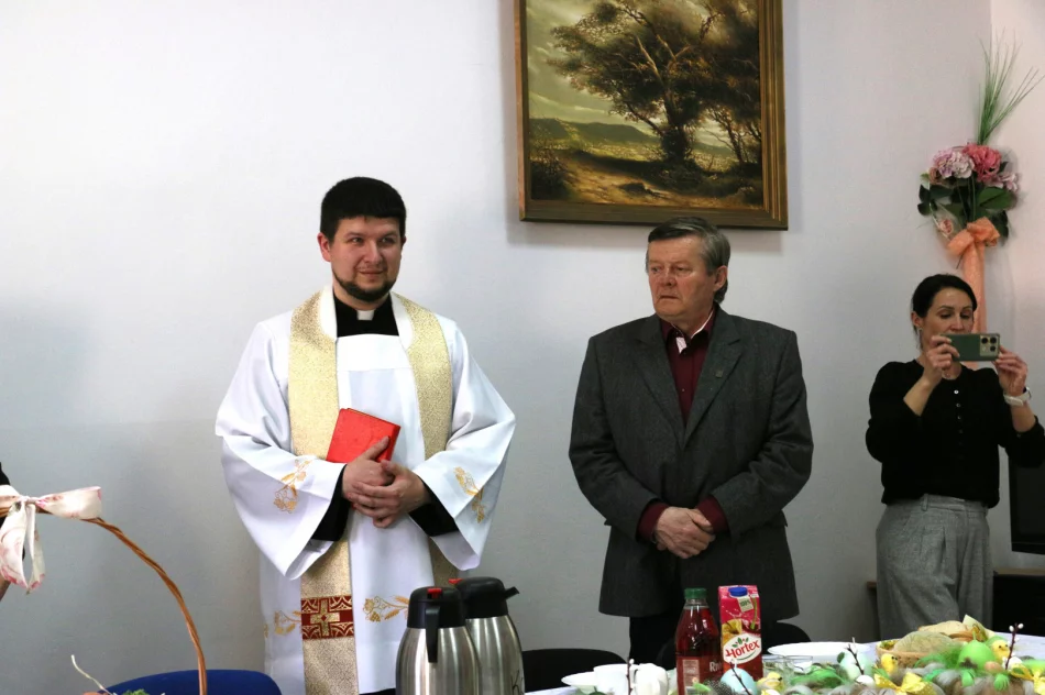 Wielkanocne spotkanie w Dziennym Domu „Senior+” w Limanowej - zdjęcie 8