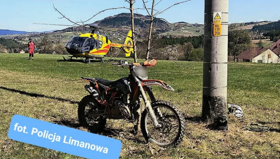 Motocyklista na crossie uderzył w słup. Jedna osoba ranna, wezwano LPR - zdjęcie 1