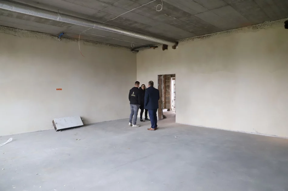 Budowa przedszkola, żłobka oraz zaplecza sportowego w Starej Wsi - Roli - zdjęcie 13