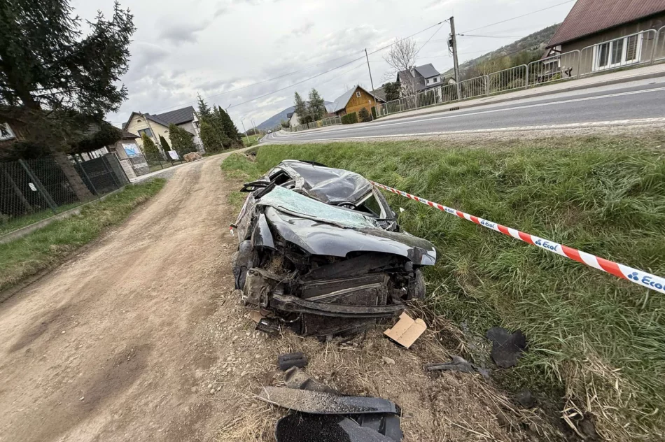 Groźny wypadek: auta rozbite, uczestnicy wyszli cało (ZDJĘCIA) - zdjęcie 9
